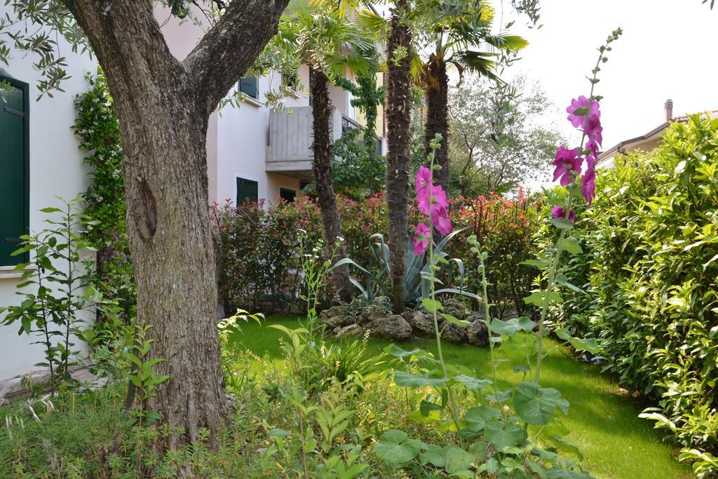 B&B Garda 4U Desenzano del Garda Exterior foto