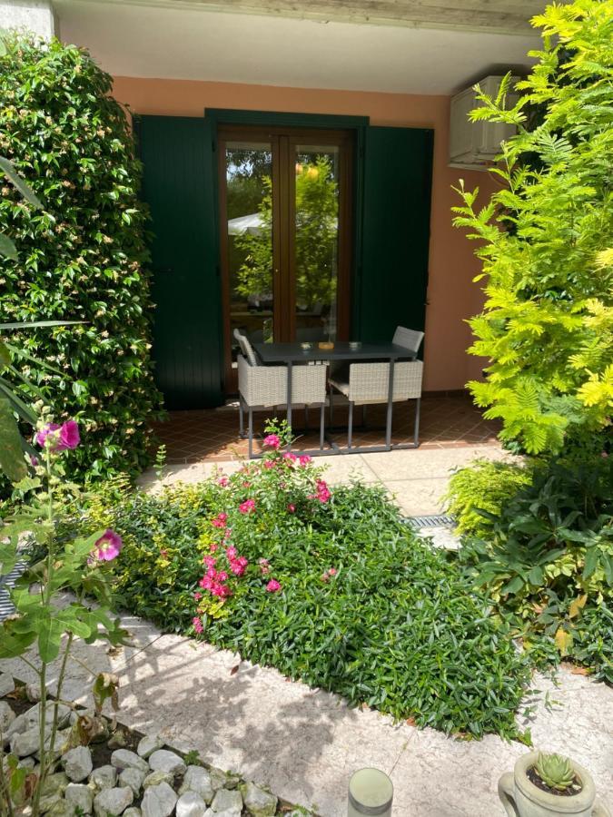 B&B Garda 4U Desenzano del Garda Exterior foto
