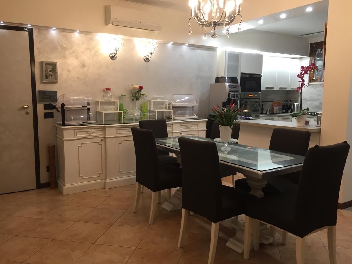 B&B Garda 4U Desenzano del Garda Exterior foto