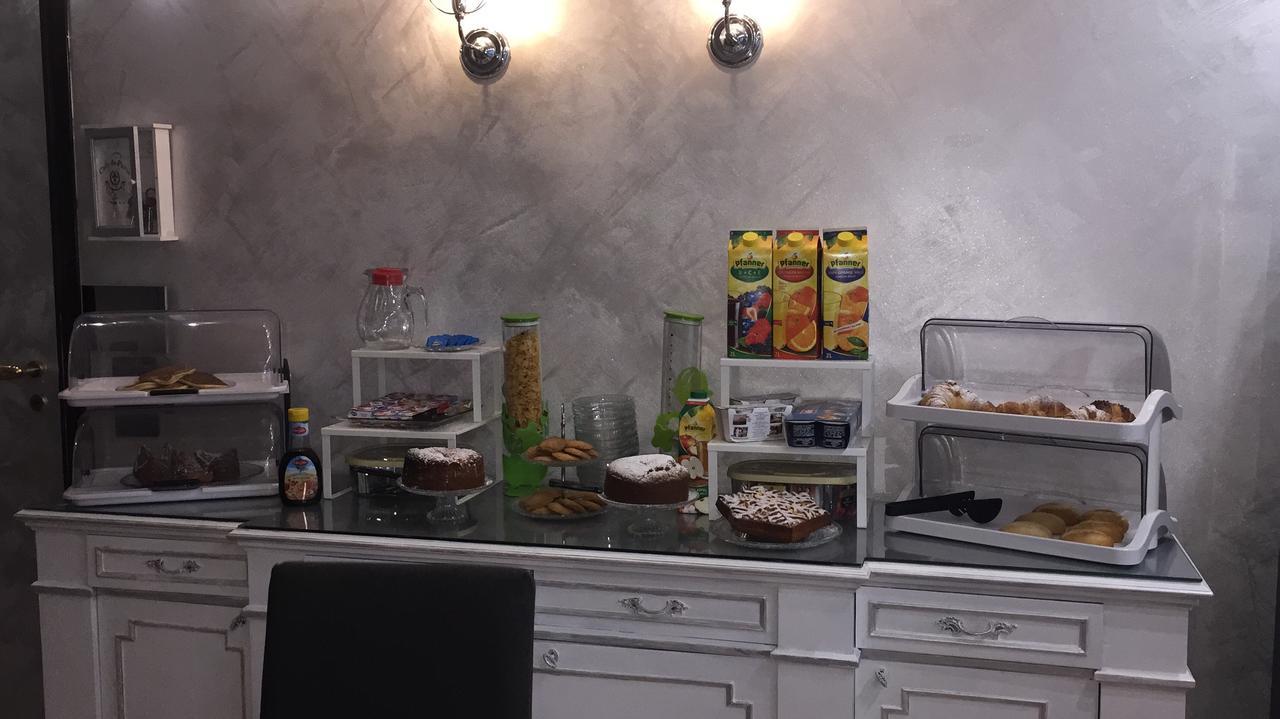 B&B Garda 4U Desenzano del Garda Exterior foto